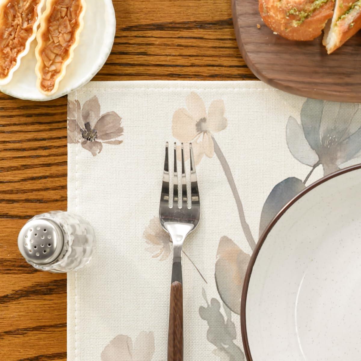 imageArtoid Mode Brown Poppy Floral Leaves Round Placemats Set of 415 Inch Seasonal Summer Table Mats for Party Kitchen Dining DecorationBeigeBrown