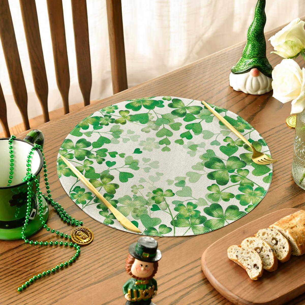 imageArtoid Mode Shamrock Love Heart Round St Patricks Day Placemats Set of 4 15 Inch Seasonal Round Table Mats for Party Kitchen Dining DecorationBeige