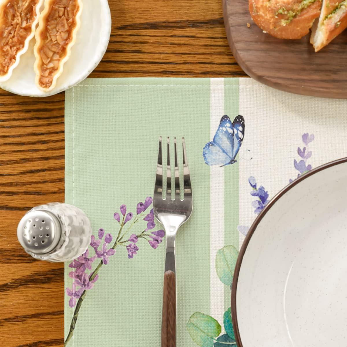 imageArtoid Mode Green Bloom Vase Floral Spring Round Placemats Set of 4 14 Inch Summer Holiday Round Table Mats for Dining DecorationGreen