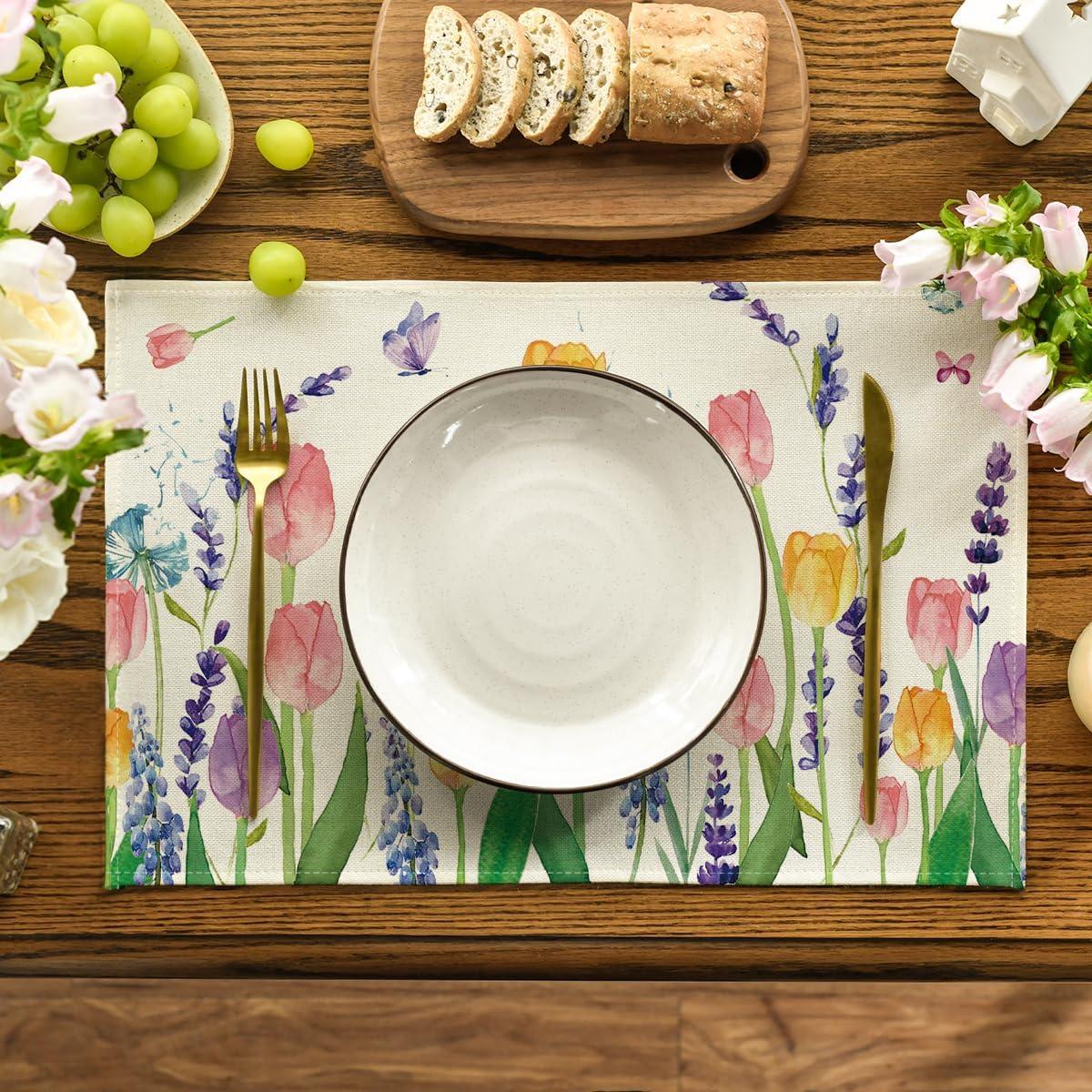 imageArtoid Mode Lavender Tulip Spring Round Placemats Set of 4 14 Inch Seasonal Summer Rustic Vintage Table Mats for Party Kitchen Dining DecorationBeige