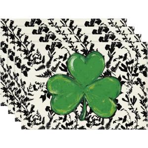 Artoid Mode Green Leaves Shamrocks St. Patrick’s Day Round Placemats Set of 4, 14 Inch Lucky Irish Spring Table Mats for Party Kitchen Dining Decoration(Black)