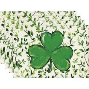 Artoid Mode Green Leaves Shamrocks St. Patrick’s Day Round Placemats Set of 4, 14 Inch Lucky Irish Spring Table Mats for Party Kitchen Dining Decoration(Green)