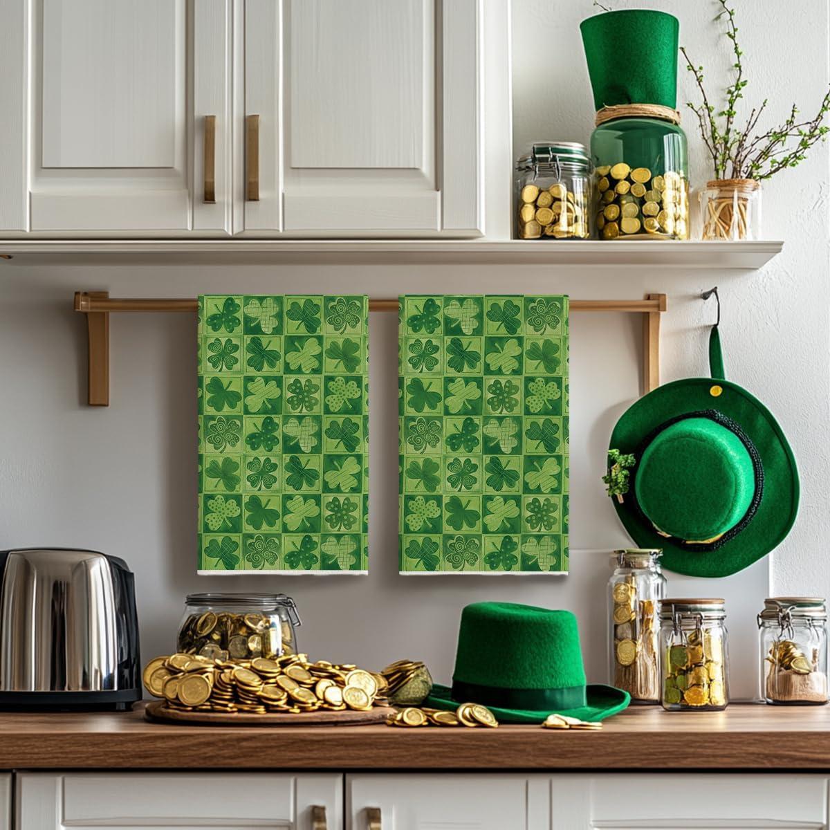 image:imageArtoid Mode Light Green Checkered Clover Shamrock StPatricks Day Kitchen Dish Towels 18x26 Inch Farmhouse Holiday Spring Decoration Cleaning Set of 2