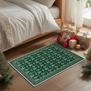 Artoid Mode Red Xmas Tree Mistletoe Christmas Area Rug, Winter Home Decor Low-Profile Non-Slip Washable Large Rug for Living Room Bedroom Farmhouse Dining Room Kids Playroom 5×7 Feet(Green)