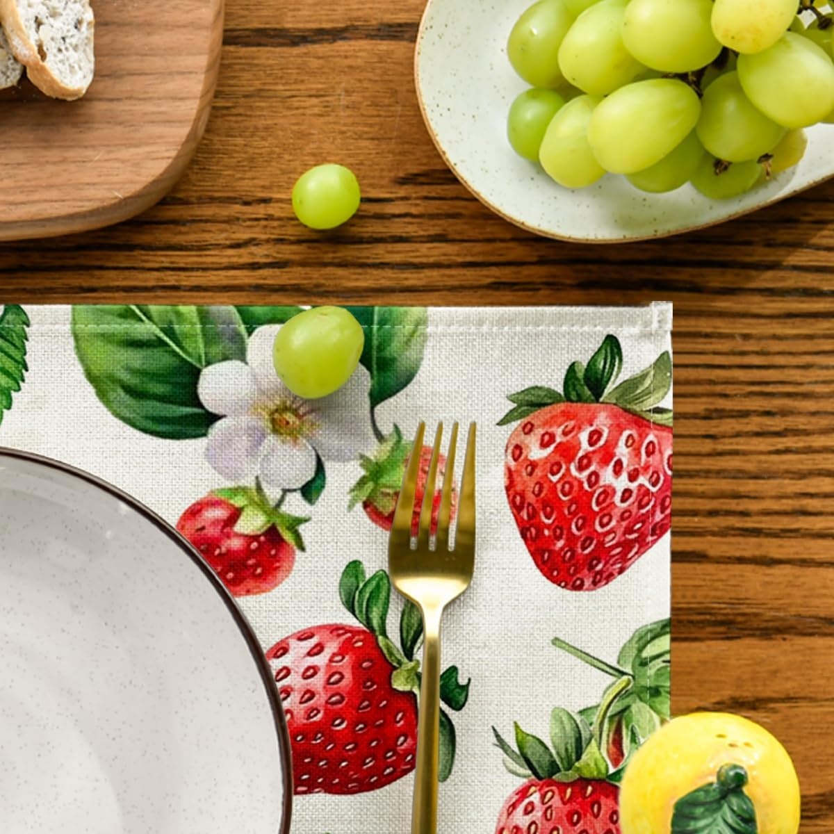 image:imageArtoid Mode Lemon Fruit Summer Placemats Set of 4 12x18 Inch Seasonal Spring Holiday Table Mats for Party Kitchen Dining DecorationBeigeStrawberry